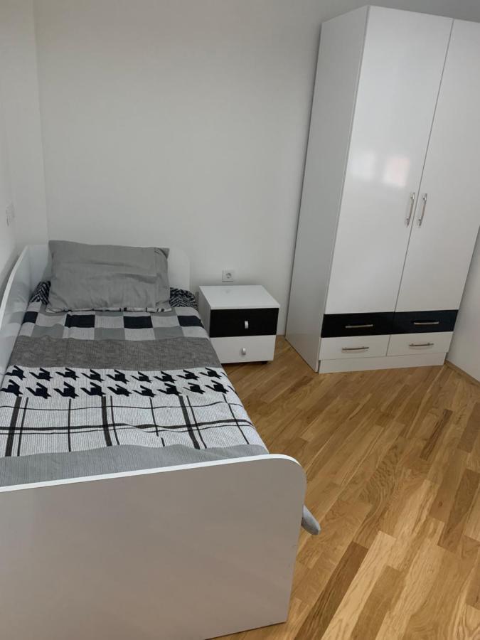 ביטולה Luxury Suites Markov מראה חיצוני תמונה
